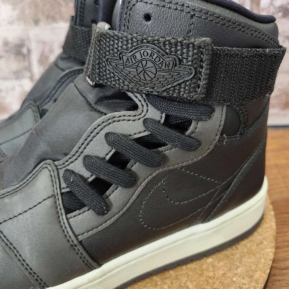 Size 9 - Air Jordan 1 Nova XX Black Sail Women's